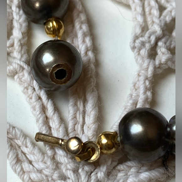 Vintage Estate Faux Pearl Dark Metallic Looking Gray Taupe Necklace Box Clasp - Picture 6 of 7